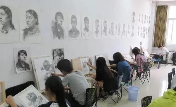 郑州106画室文化课(郑州106美术集训画室电话)