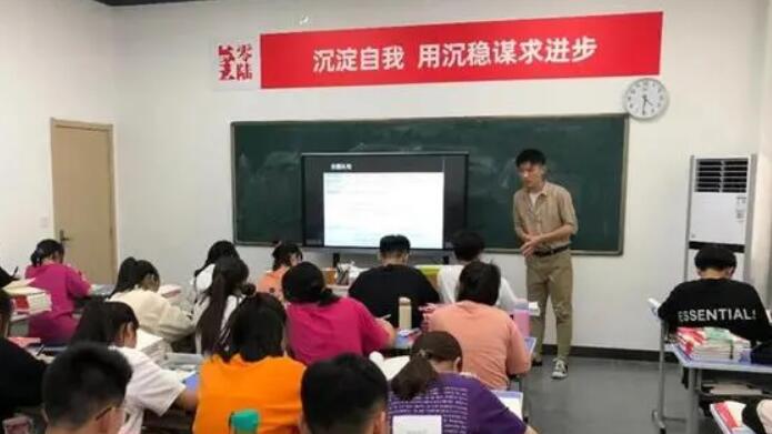 ?郑州八一画室和106画室哪个好一点(郑州八一画室和106画室哪个好)