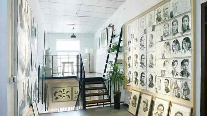 郑州一本画室和106画室哪个好(郑州哪家高考美术集训画室口碑好)