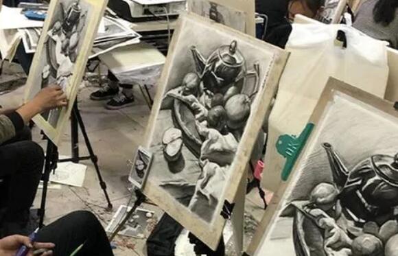 郑州画室集训班(郑州艺考美术画室集训机构价格表)
