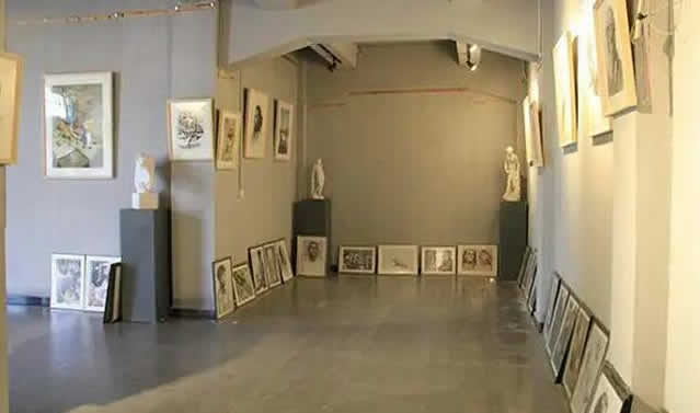 高考美术画室集训(郑州高考美术画室集训收费价格)