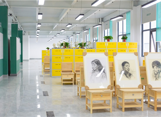 郑州美术高考培训画室(美术高考集训画室收费价格)